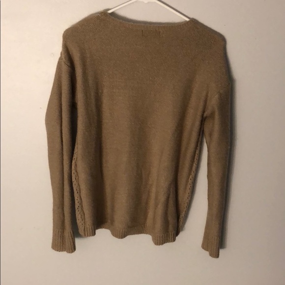 Tan sweater - Picture 2 of 2